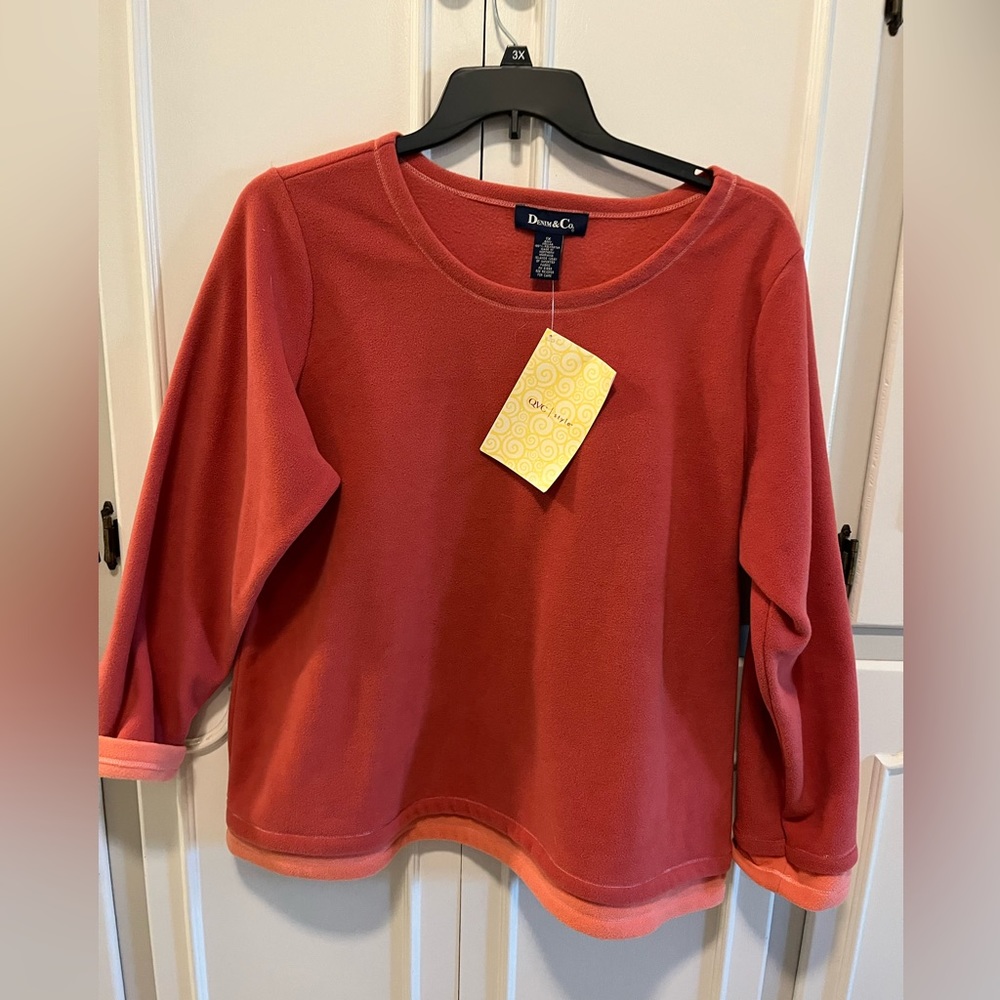 Denim & Co Fleece Crewneck sweatshirt.
